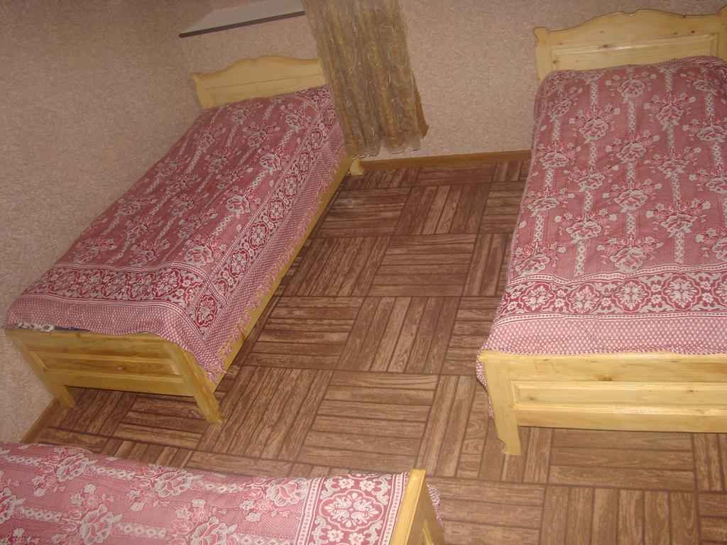 Guest House Tavaduri Mestia Bagian luar foto