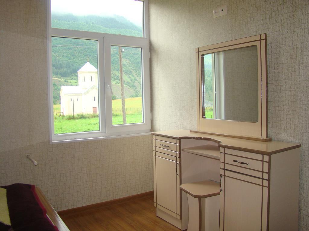 Guest House Tavaduri Mestia Bagian luar foto