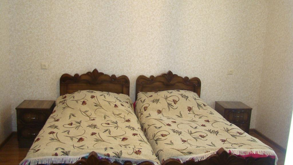 Guest House Tavaduri Mestia Bagian luar foto