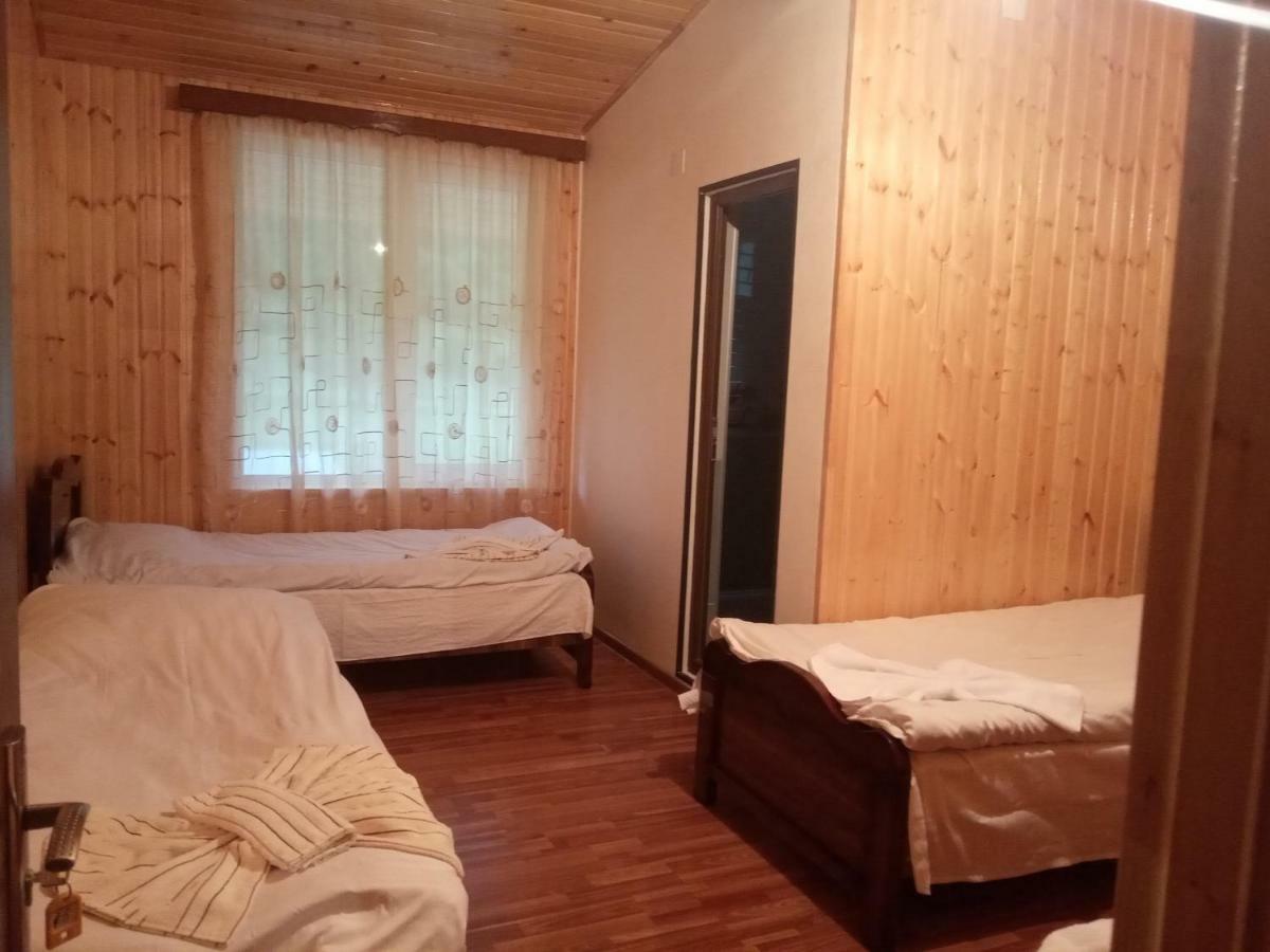 Guest House Tavaduri Mestia Bagian luar foto