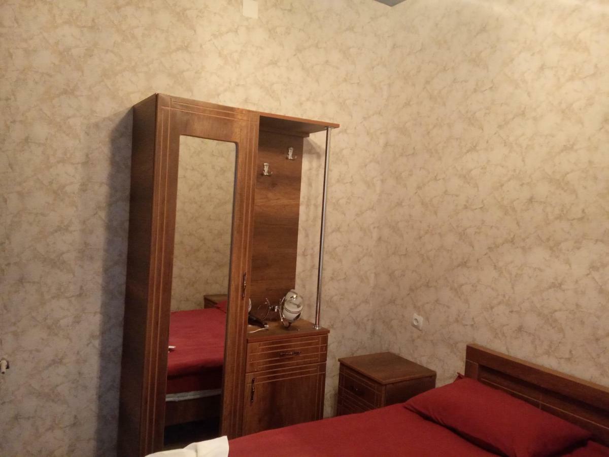 Guest House Tavaduri Mestia Bagian luar foto