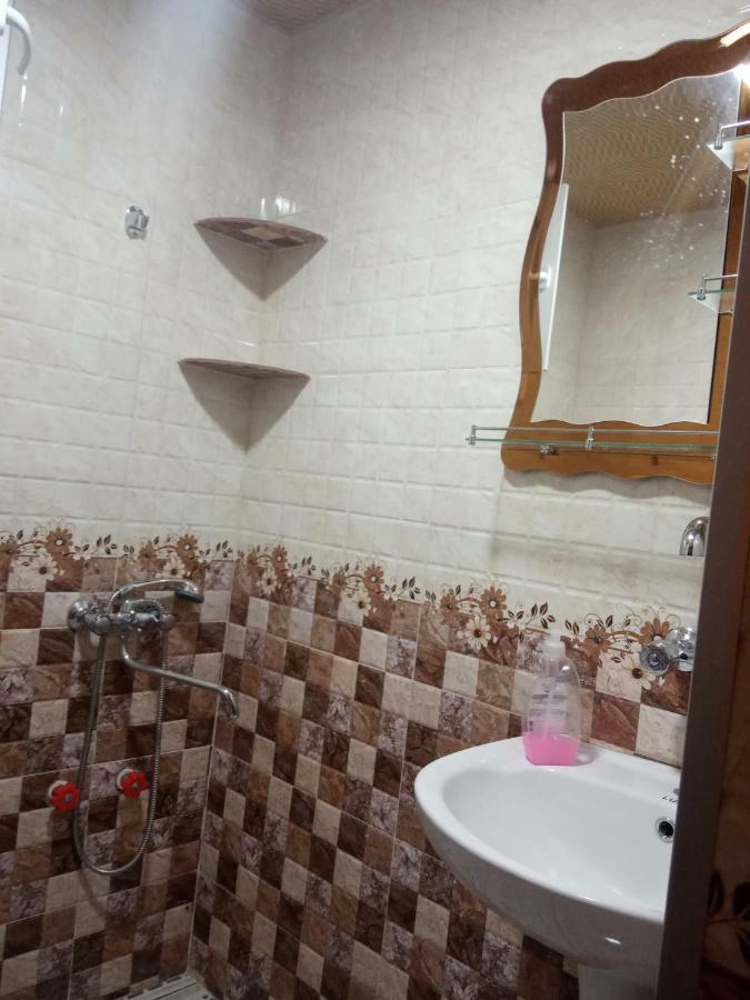 Guest House Tavaduri Mestia Bagian luar foto